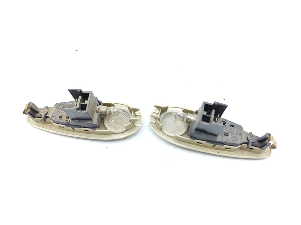 Alfa Romeo 166 2000 Rear Interior Roof Reading Light 156016781