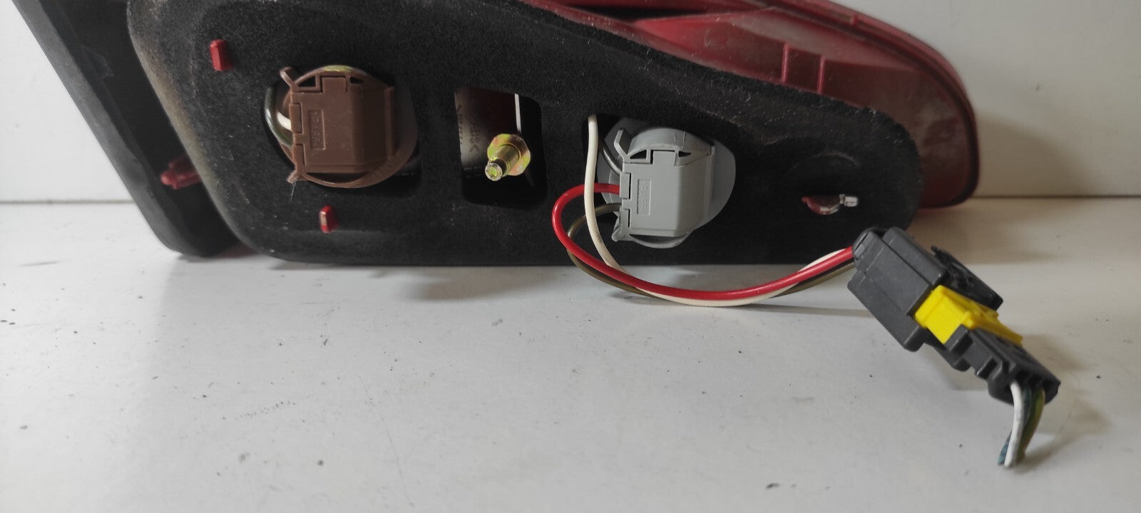 Peugeot 607 3.0 V6 2002 LHD Rear Right  Taillight Lamp Light Assembly