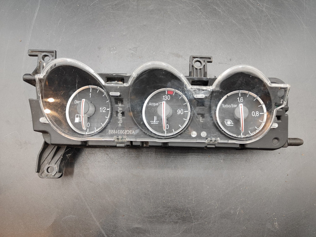 Alfa Romeo 159 2008 LHD Front Dashboard Fuel / Temperature Gauge