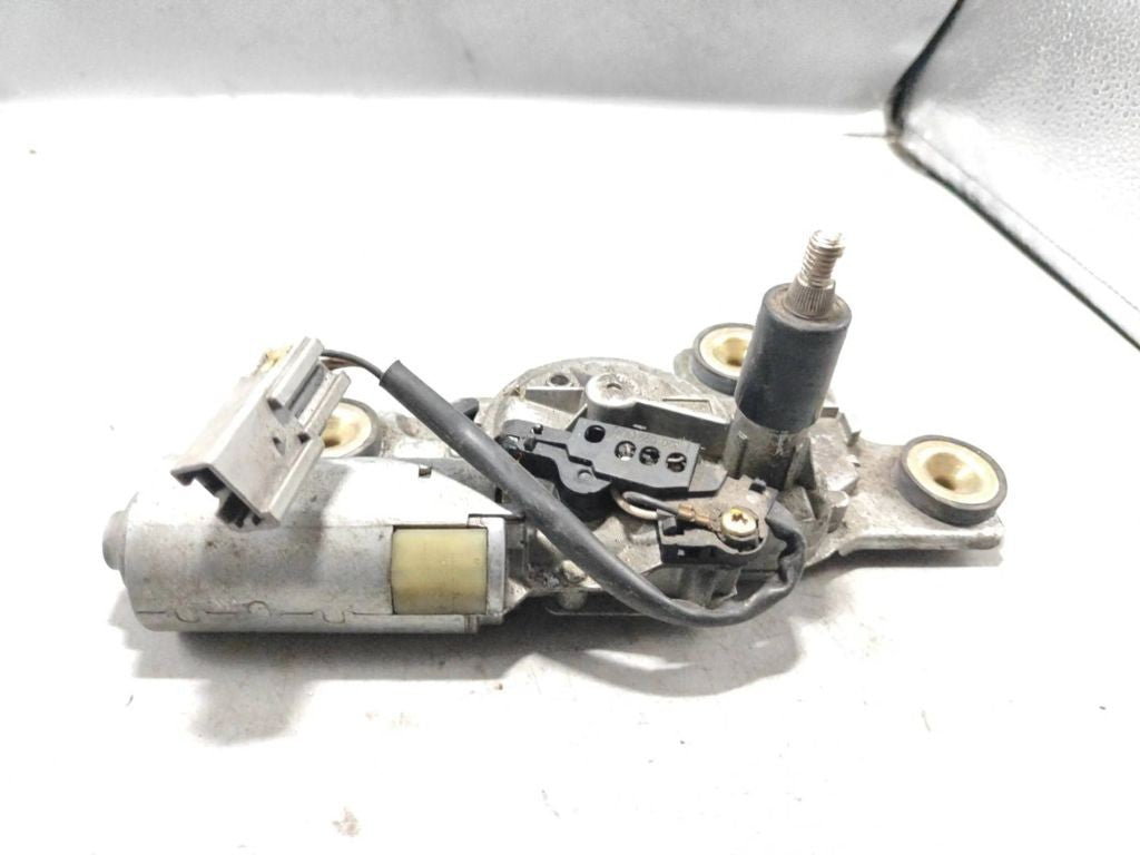Ford Mondeo Mk III 2001 Rear wiper motor 1S71A17K441AB 