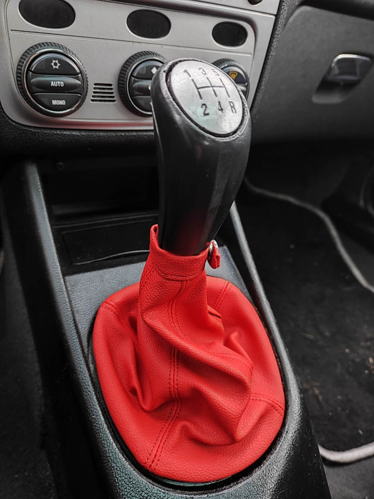 Shift Knob Leather Trim For Alfa Romeo 147 Twinspark PRE-Facelift 2003 RED