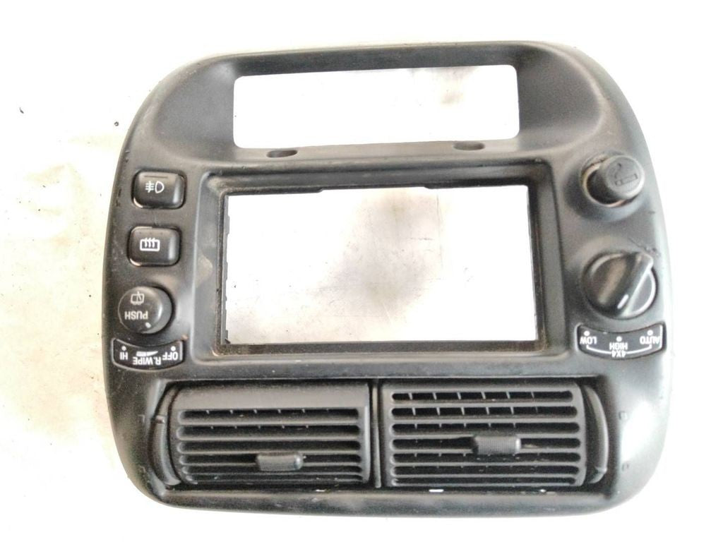 Ford Explorer 4.0 1998 Petrol dash center air vent grill F67B7804302DW 