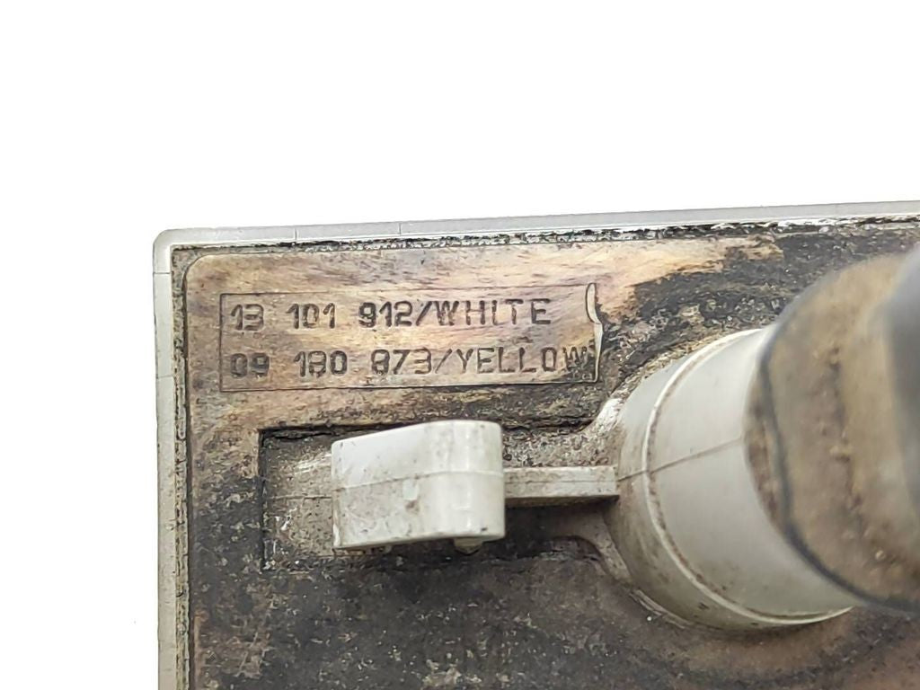 Opel Vectra C 2004 front right fender turn indicators light 13101912 