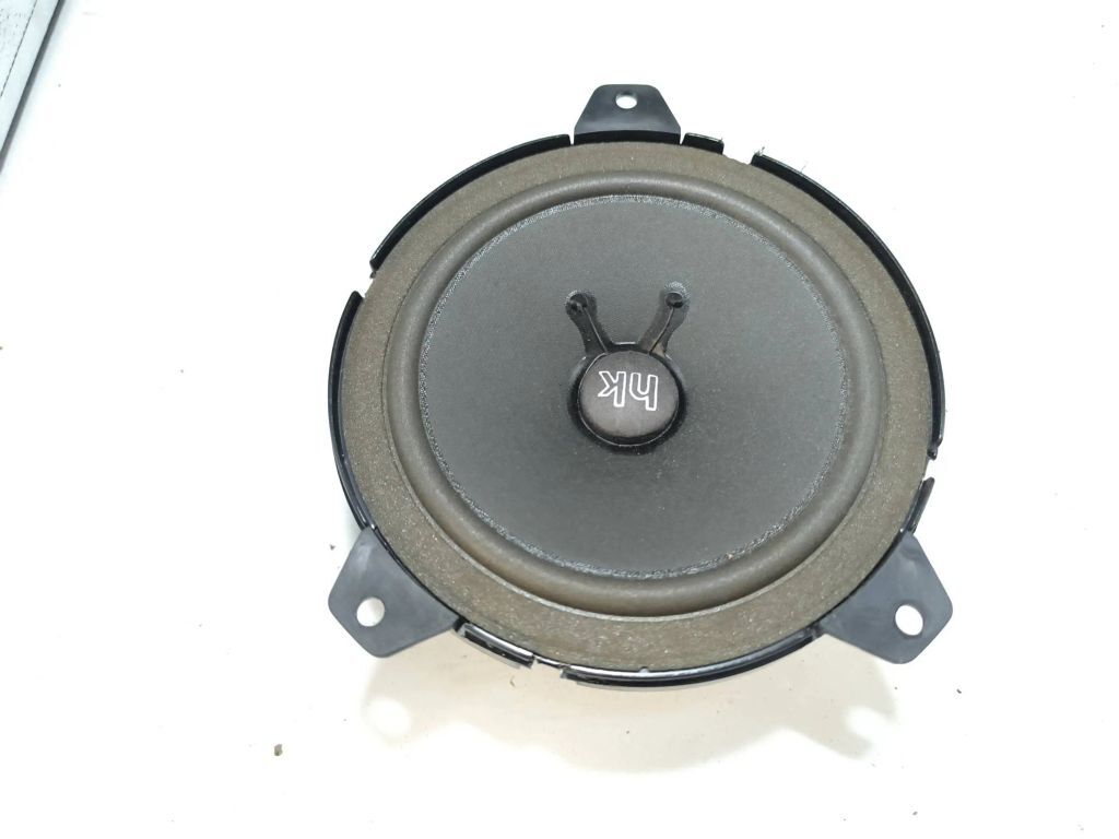 BMW 328 E46 2000 door speaker 8368244 