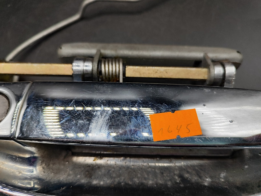 Alfa Romeo 166 2.4JTD 110kW 10V 2004 LHD Front Right Door Chrome Handle