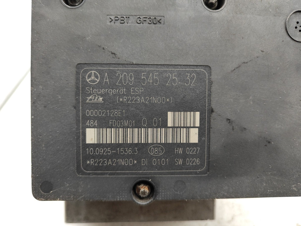 Mercedes Benz C Class W203 2005 ABS Brake Pump Module A2095452532