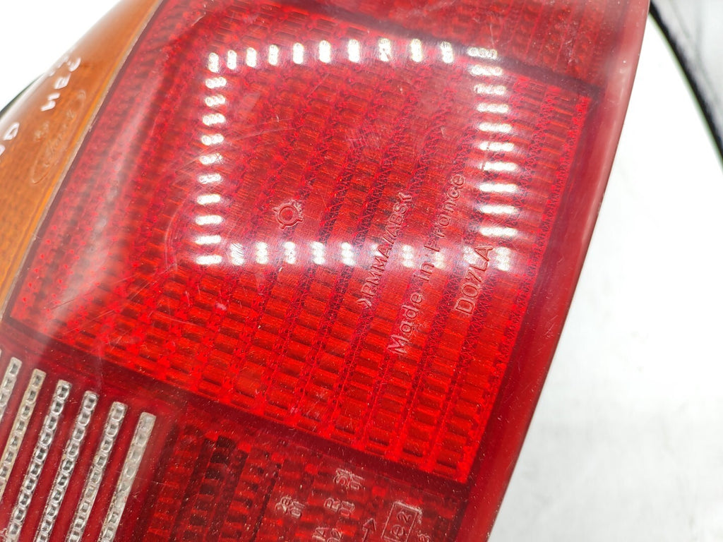 Ford Mondeo Hatchback 1995 Rear Right Side Taillight Lamp Light 93BG13N004