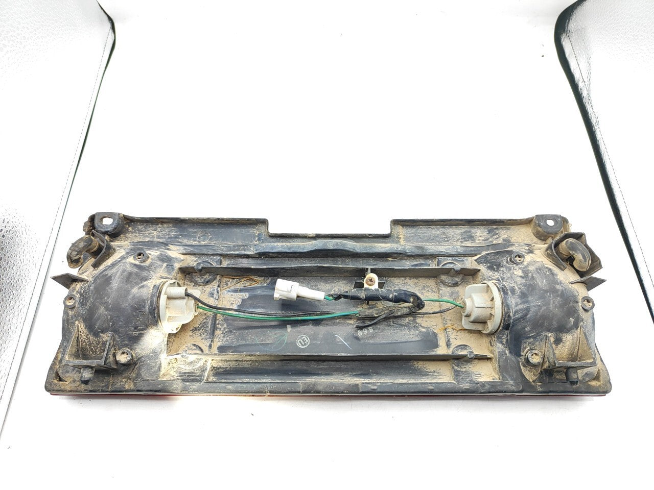 Suzuki Swift 1998 Hatch LHD Rear Center Taillight Light 23632285