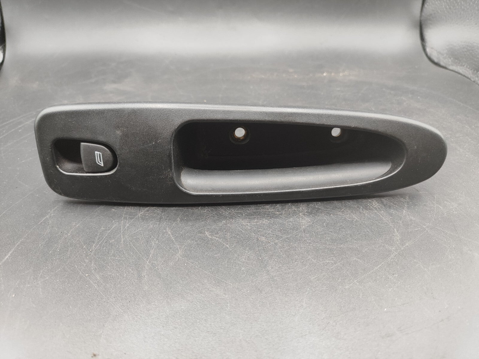 Alfa Romeo 166 2.4JTD 110kW 10V 2002 Electric Window Switch Button 156018359