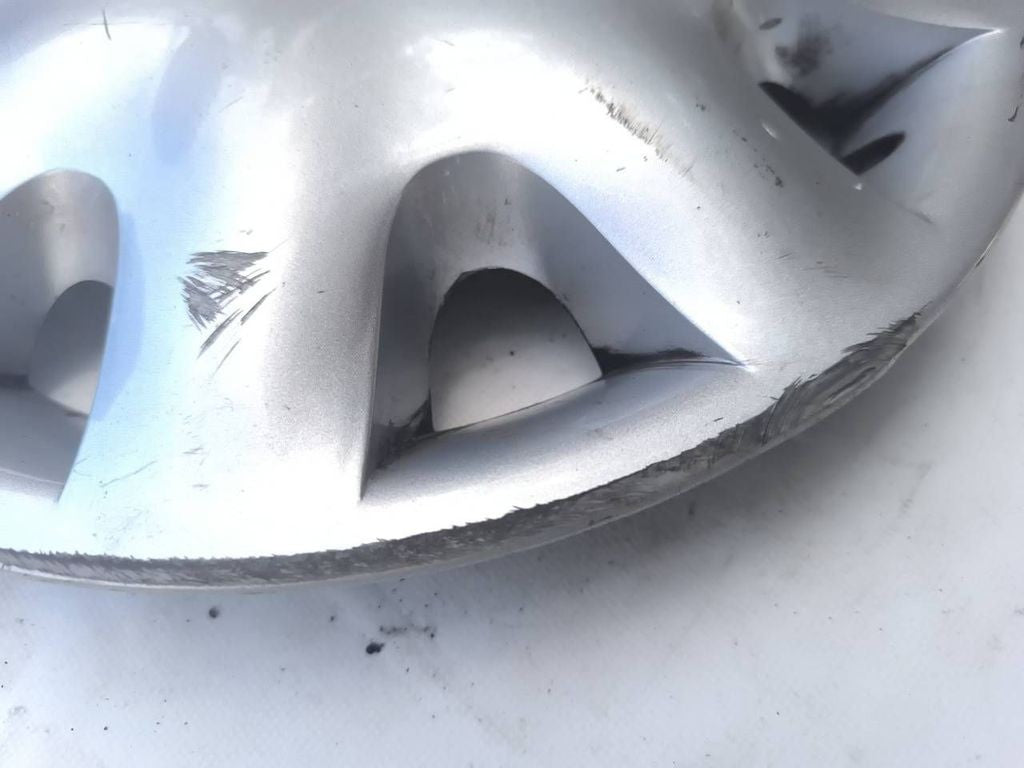Opel Vectra B 1995 R14 wheel hub cap trim 90468685 