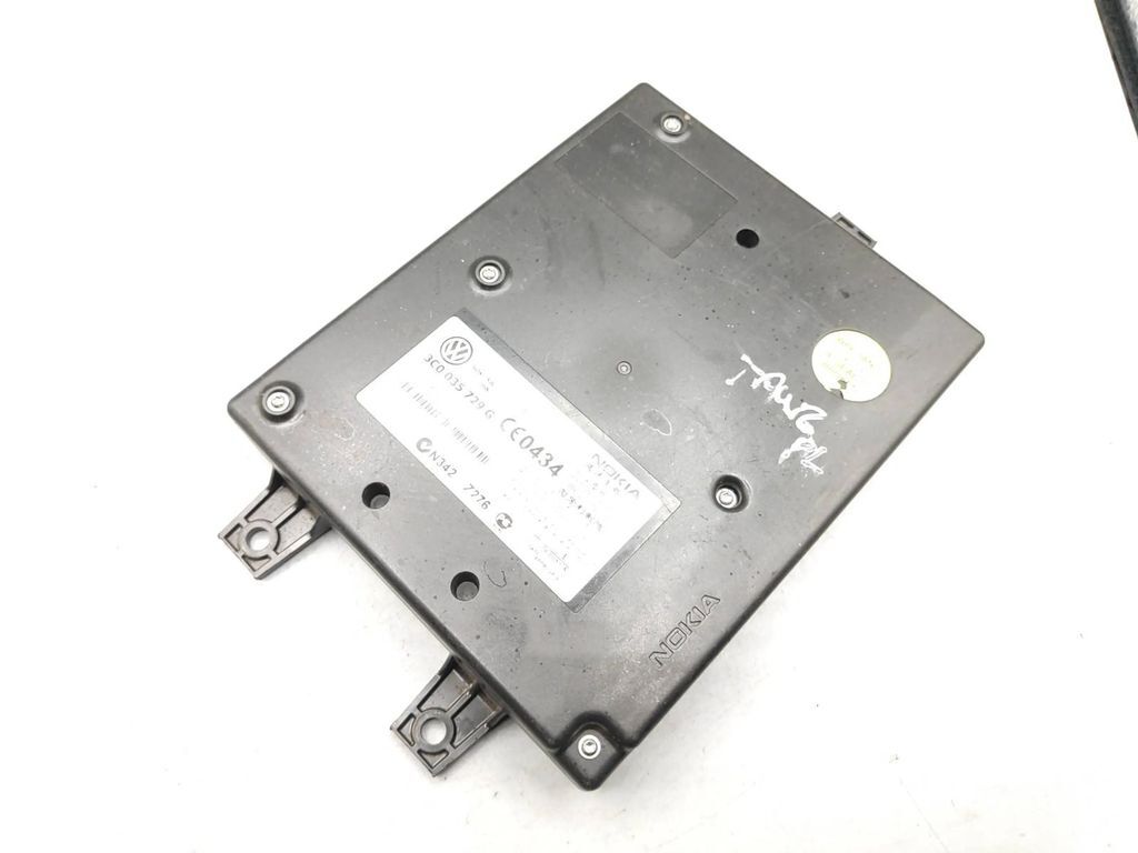 Volkswagen Touran I 2006 Bluetooth control unit module 3C0035729G 