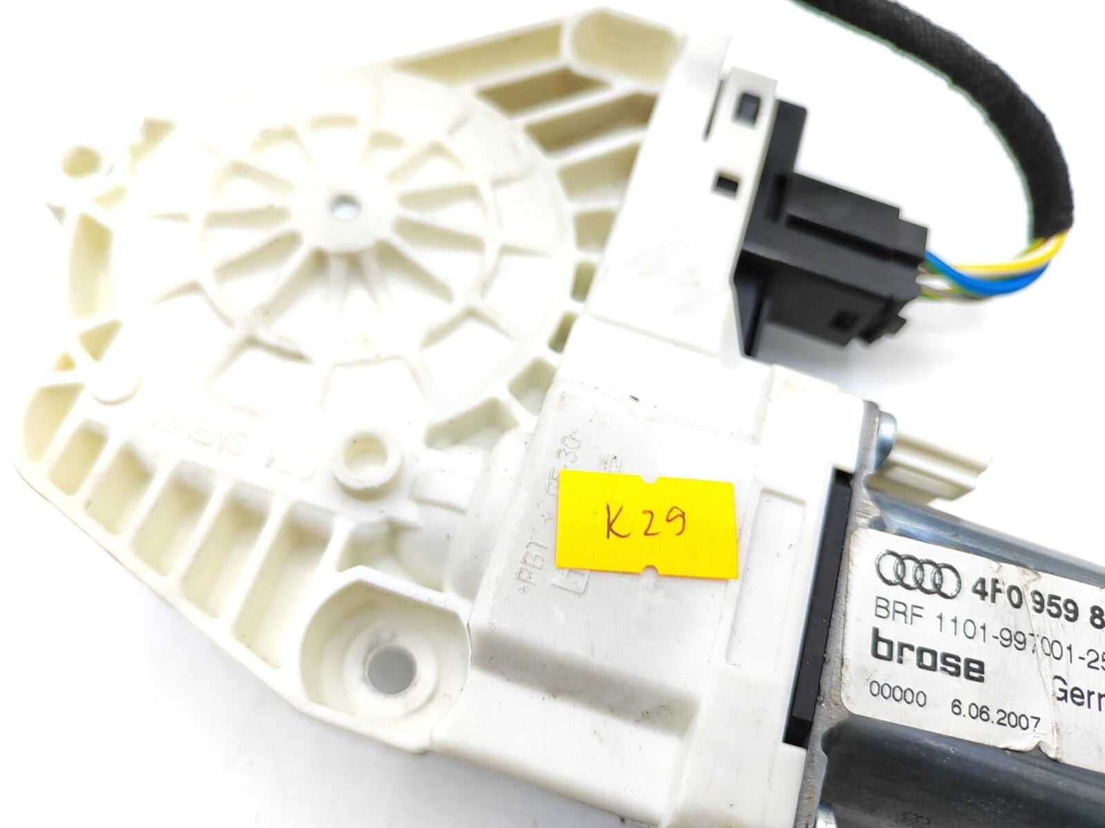 Audi A6 C6 2005 Rear Left Door Window Regulator Motor 4F0959801C