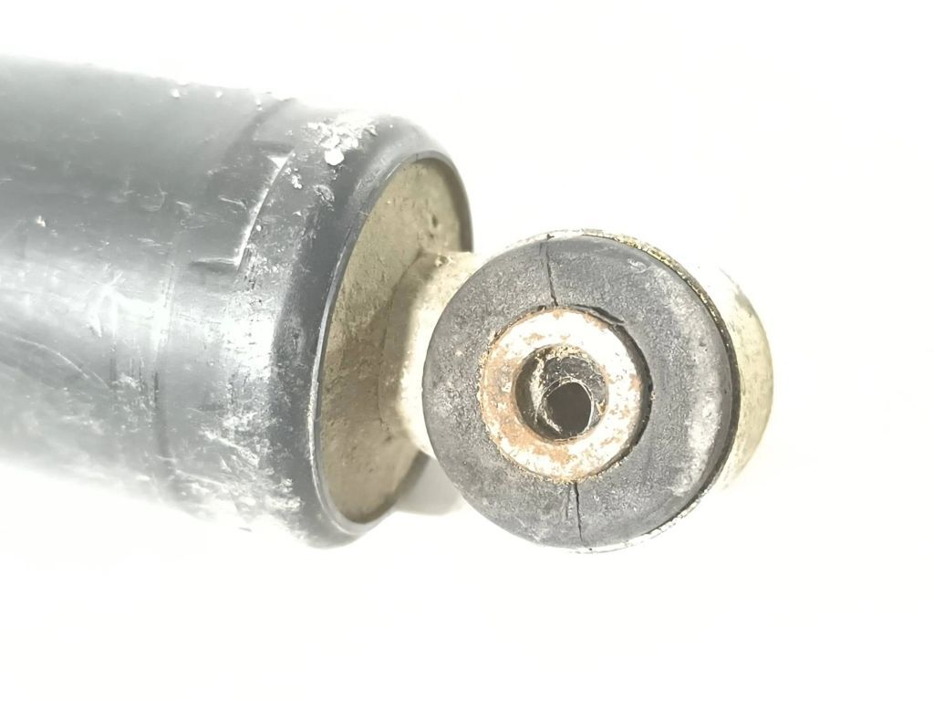 Alfa Romeo 155 1.8TS 103kW 1994 rear shock absorber damper 60607640 