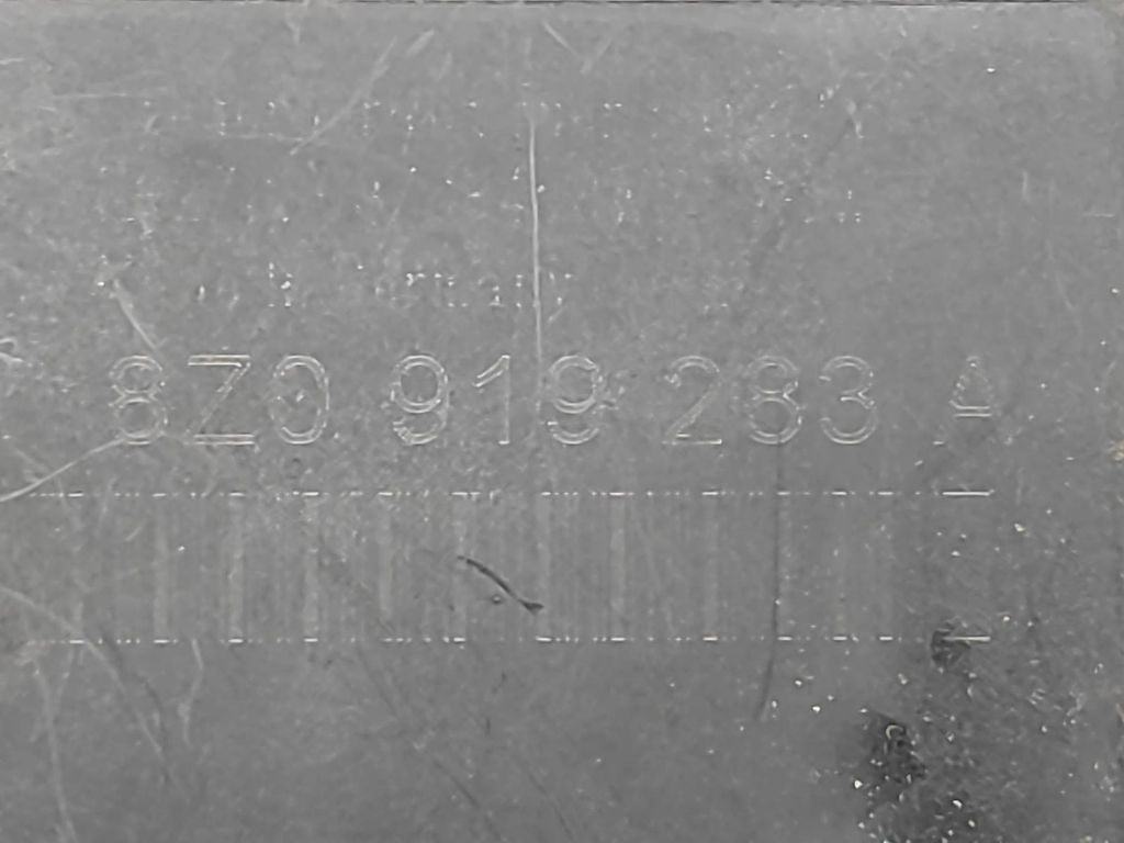 Audi A4 S4 B7 8E 8H 2002 Parking PDC control unit module 8Z0919283A 