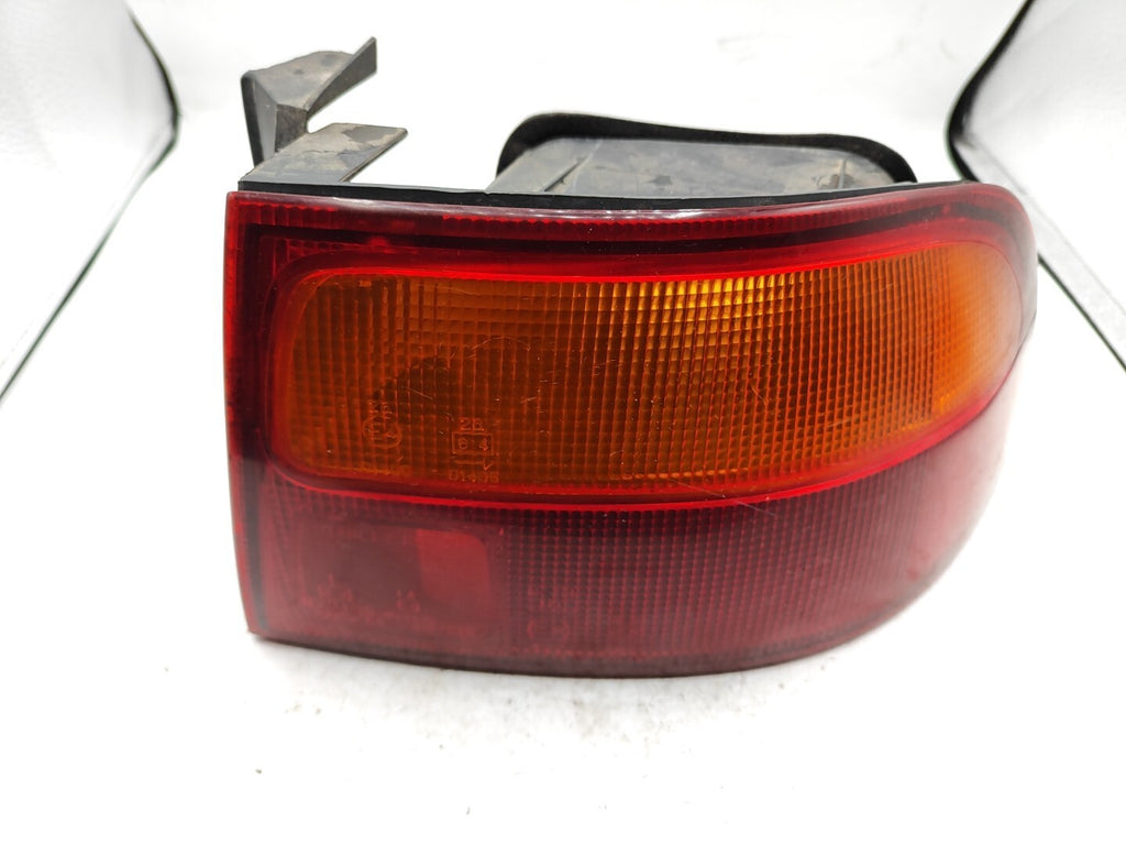 Honda Civic EG 5 Gen 1.5i Hatchback 1994 LHD Rear Right Side Taillight 0431120