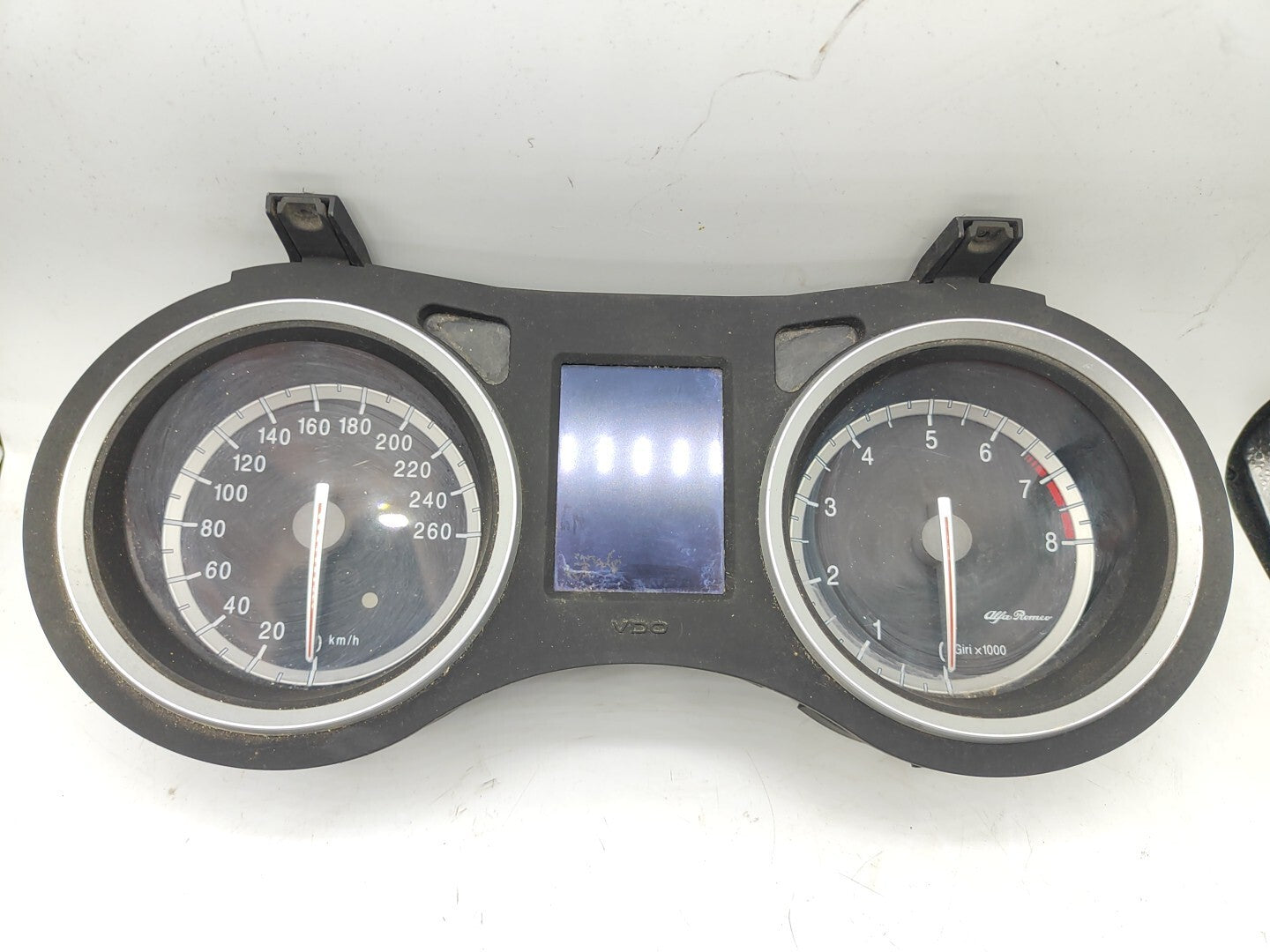 Alfa Romeo 159 2.2JTS 2008 LHD Speedometer 0156072815