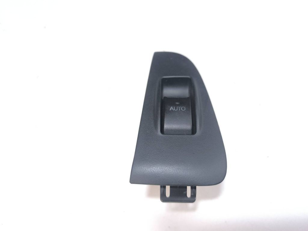 Toyota Avensis T250 2006 Electric window control switch 7427205020 