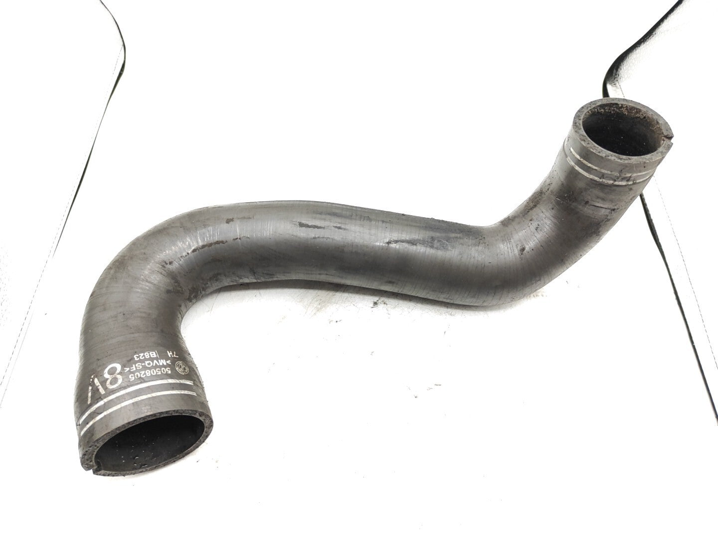 Alfa Romeo 159 1.9JTDM 8V SW 2007 Engine Intercooler hose pipe 50508205