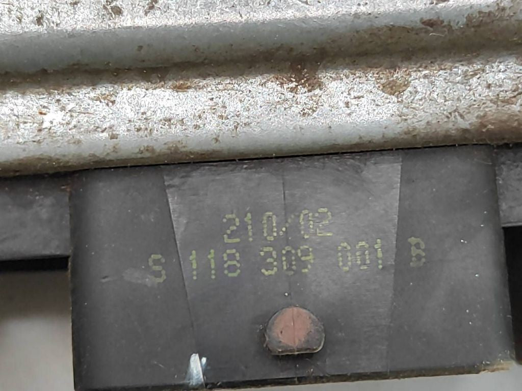 Ford Fiesta 2004 2S6A12A650BG Engine control unit module ECU 