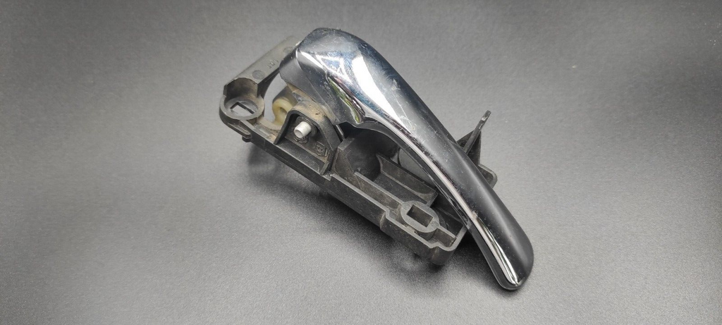 Alfa Romeo 147 1.9JTD 2004 Front Right Door Opening Inner Handle