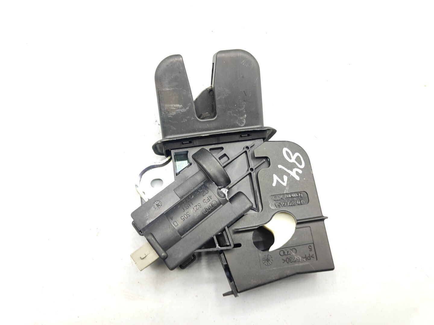 Audi A5 8T 3.0TDI Diesel 2008 Rear Boot Tailgate Lock 4F5827505D