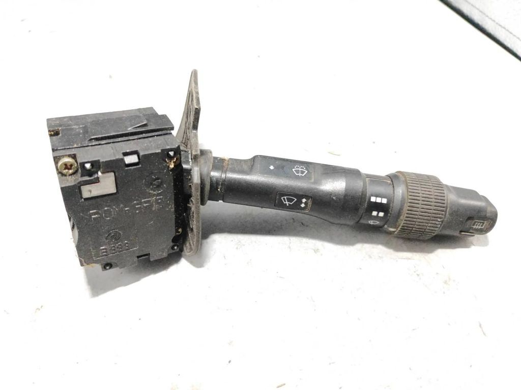 Alfa Romeo 155 1.8i 103kW 1994 Wiper control switch stalk 