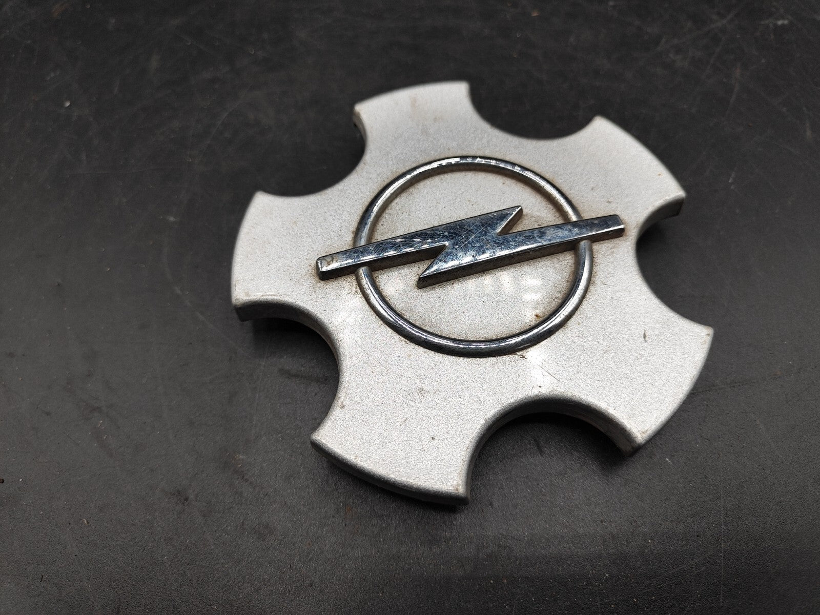 Opel Vectra B 2.0DTI 1997 Wheel Center Cap Cover 90468693 90496747 90539162