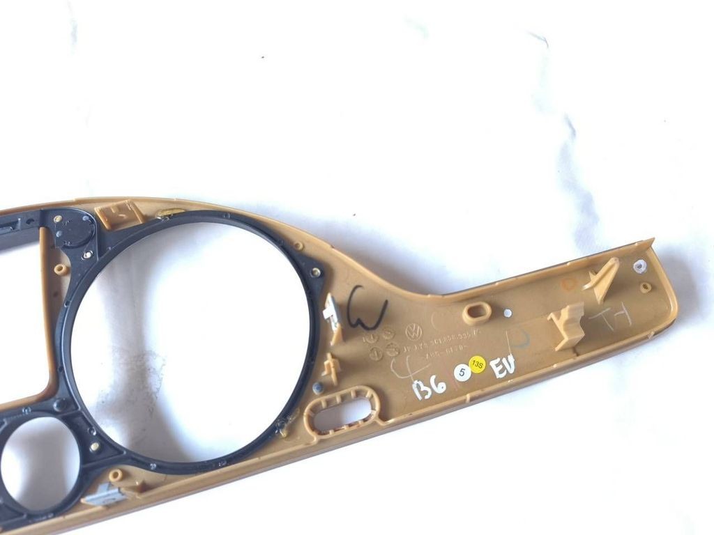 Volkswagen PASSAT B6 2007 LHD Panel dashboard trim 3C1858335AC 