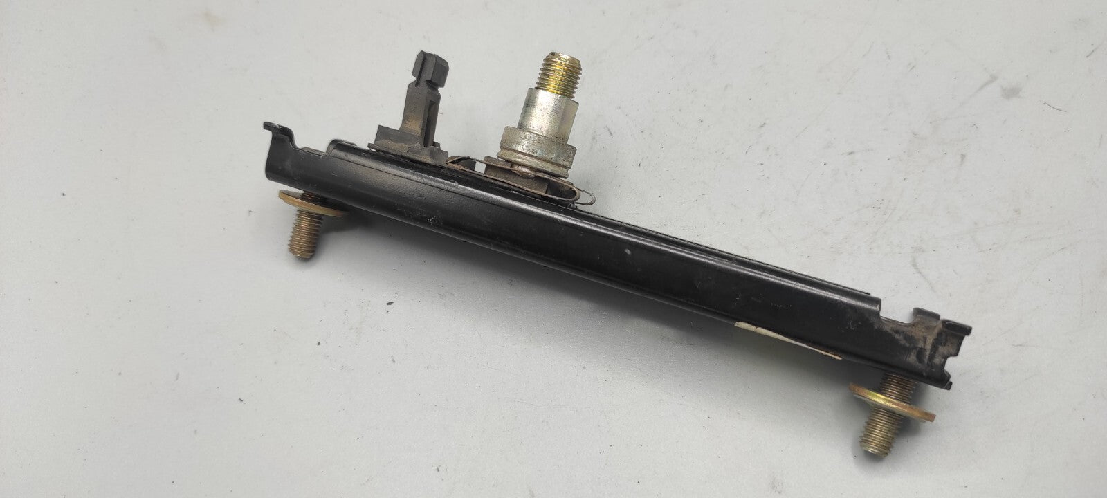 Alfa Romeo 156 2003 Front Right Seatbelt Height Adjustment Regulator Rail