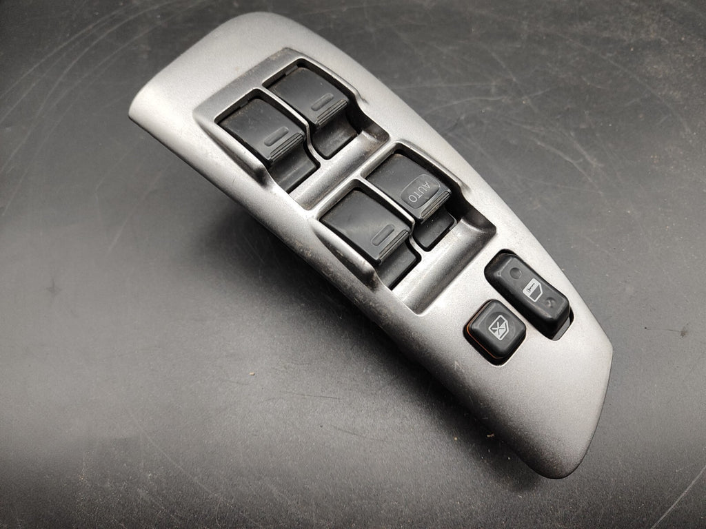 Pontiac Vibe 2004 LHD Front Left Electric Window Switch Button 7423201030
