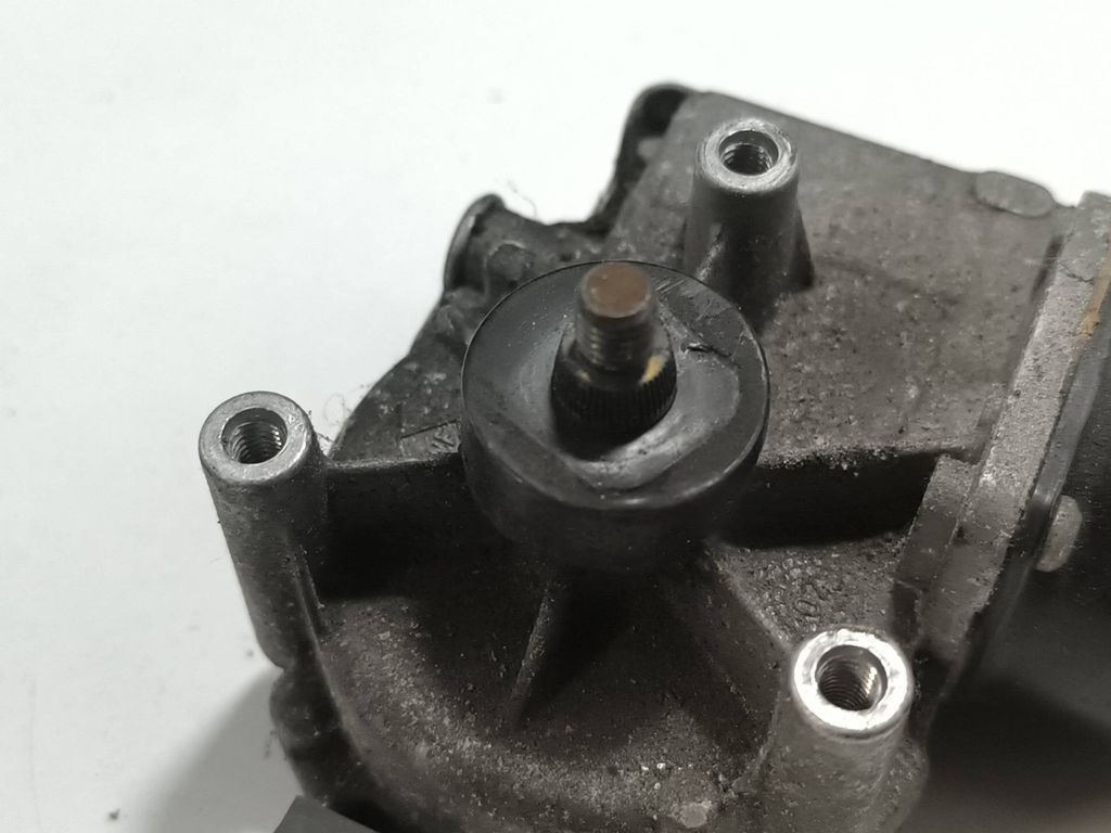 Volvo S60 2002 RHD Front wiper motor 09151850 