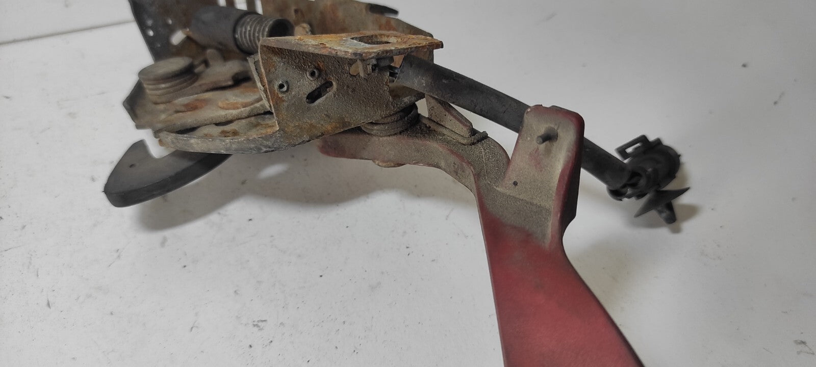 Alfa Romeo GT Diesel JTD 2004 Front Bonnet Hood Lock Latch Mechanism