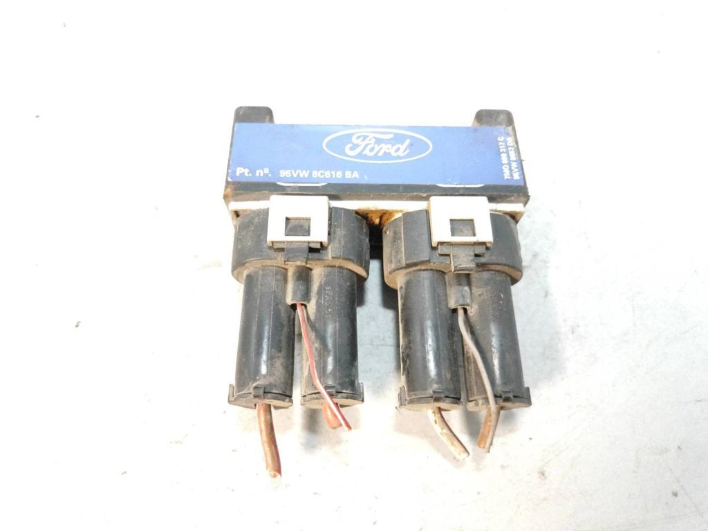 Ford Galaxy 1999 Diesel Engine Radiator Coolant fan relay 95VW8C616BA 