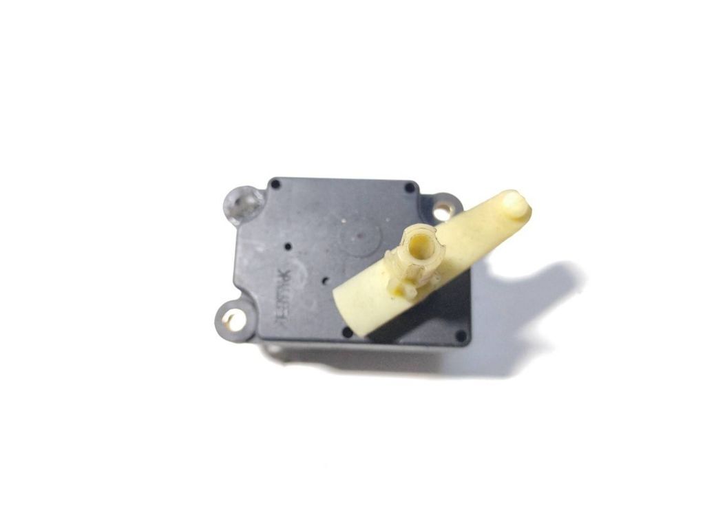Volvo S60 2002 Air heater flap actuator motor 74932G 