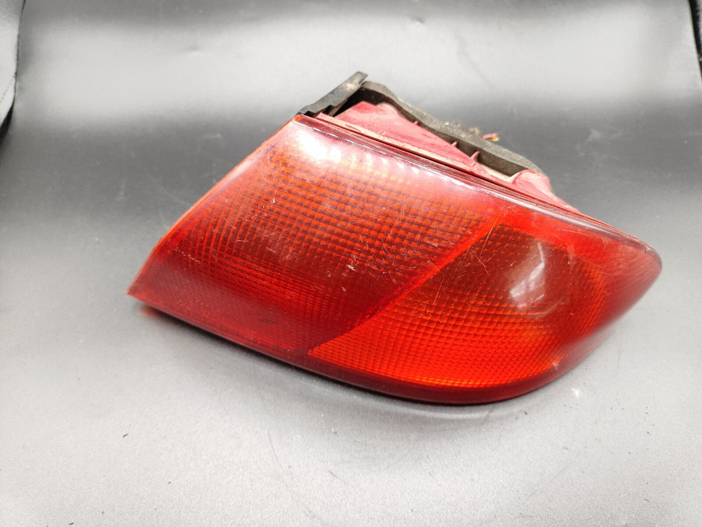 Alfa Romeo 166 2.4JTD 110KW 10V 2003 LHD Rear Right Body Outer Taillight Light