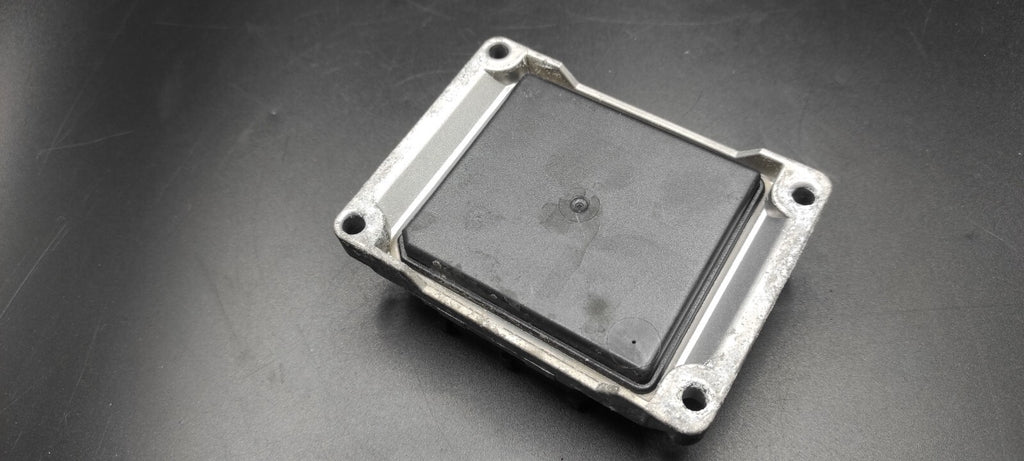 Alfa Romeo 147 1.6 Twin Spark 2006 Engine Control Unit Module ECU 0261208327