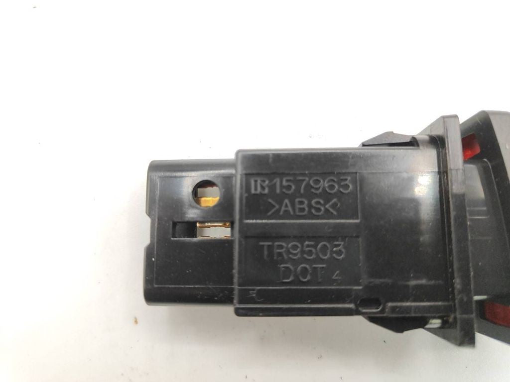 Toyota Avensis T250 2004 Hazard light switch 157963 