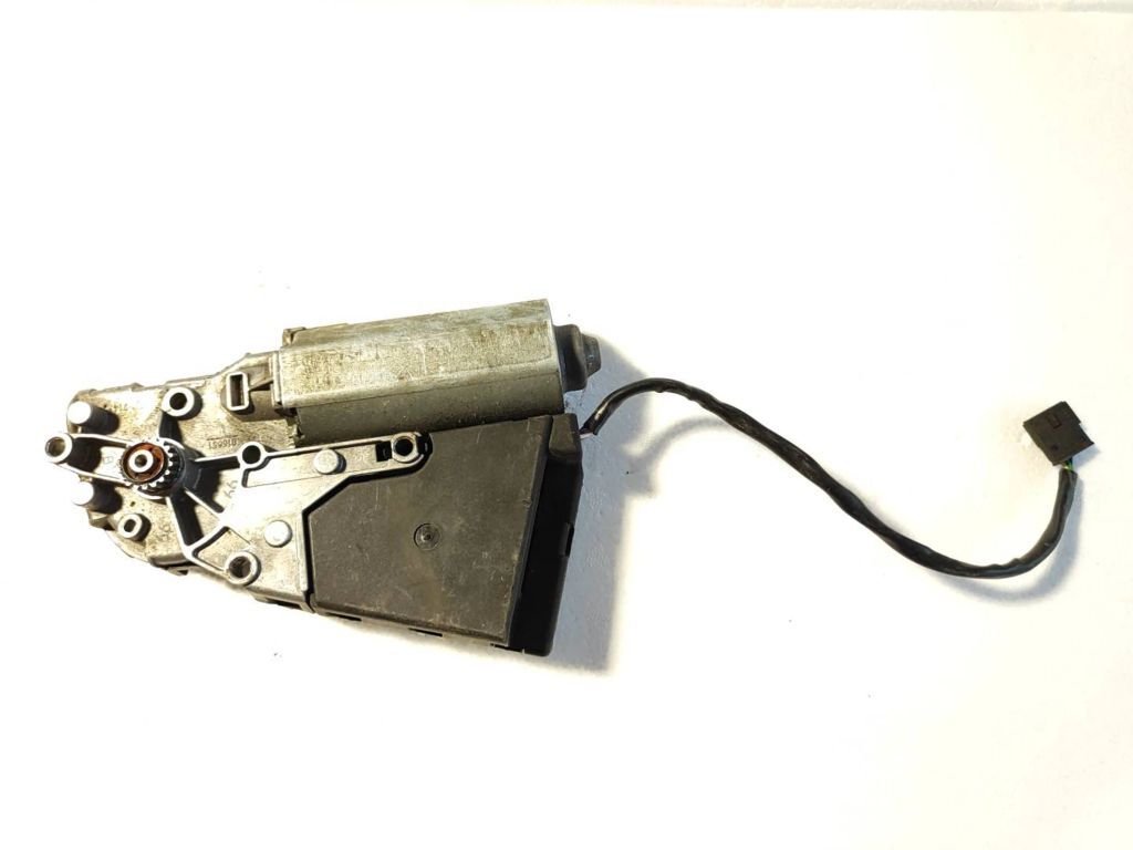 Volkswagen Golf IV MK4 1999 Sunroof electric motor actuator 1J6959591 