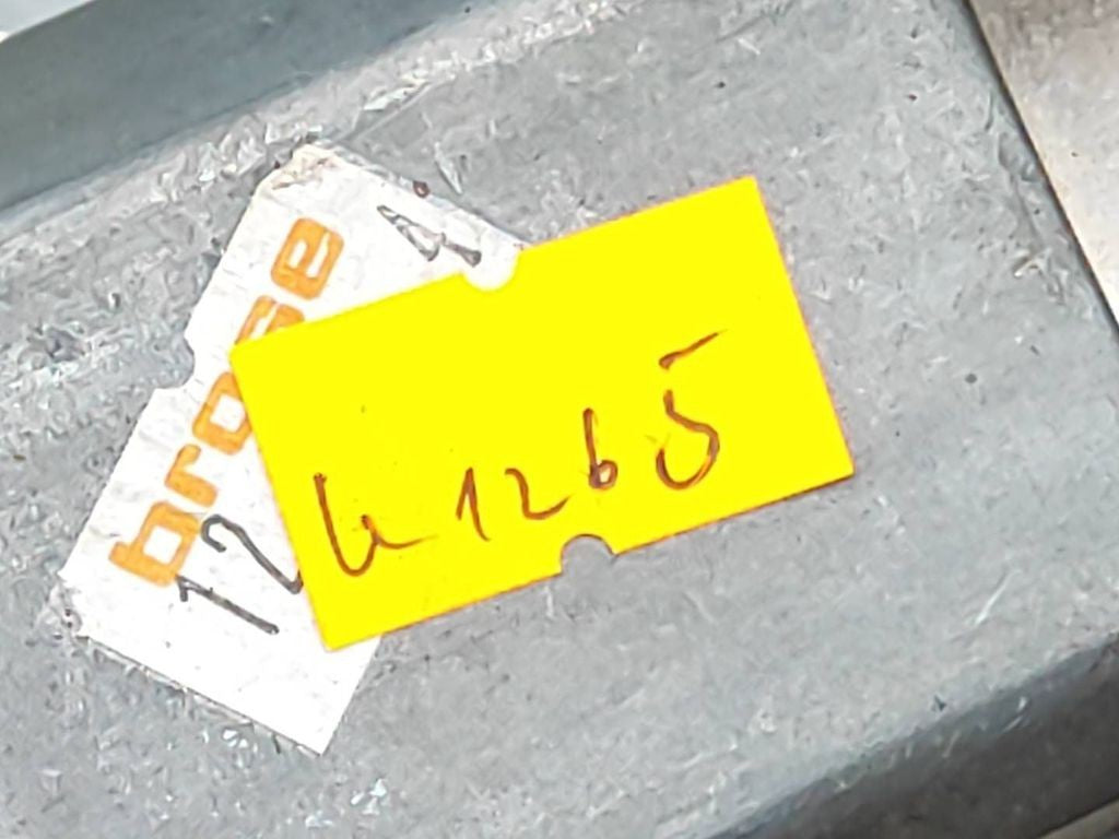 BMW 5 E39 1997 front right door electric window regulator 8236858 