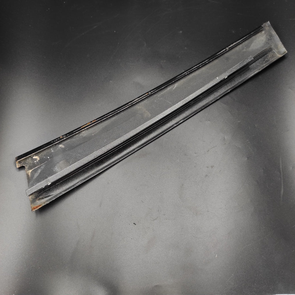 Alfa Romeo 147 1.9JTDm 4 Doors 2006 Front Left Door Exterior Stripe Cover