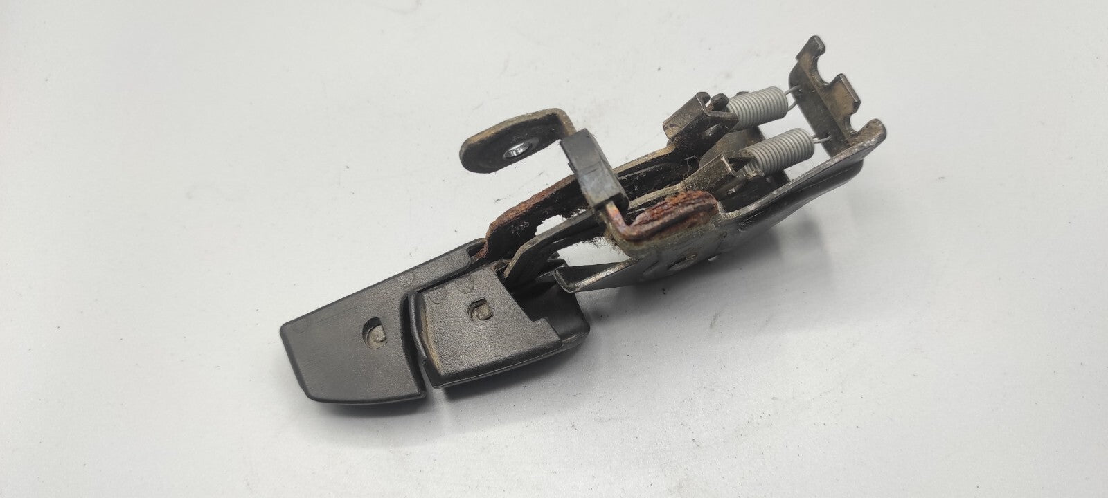 Alfa Romeo 156 2.4JTD 2002 Rear Trunk Boot / Fuel Cap Release Open Handle