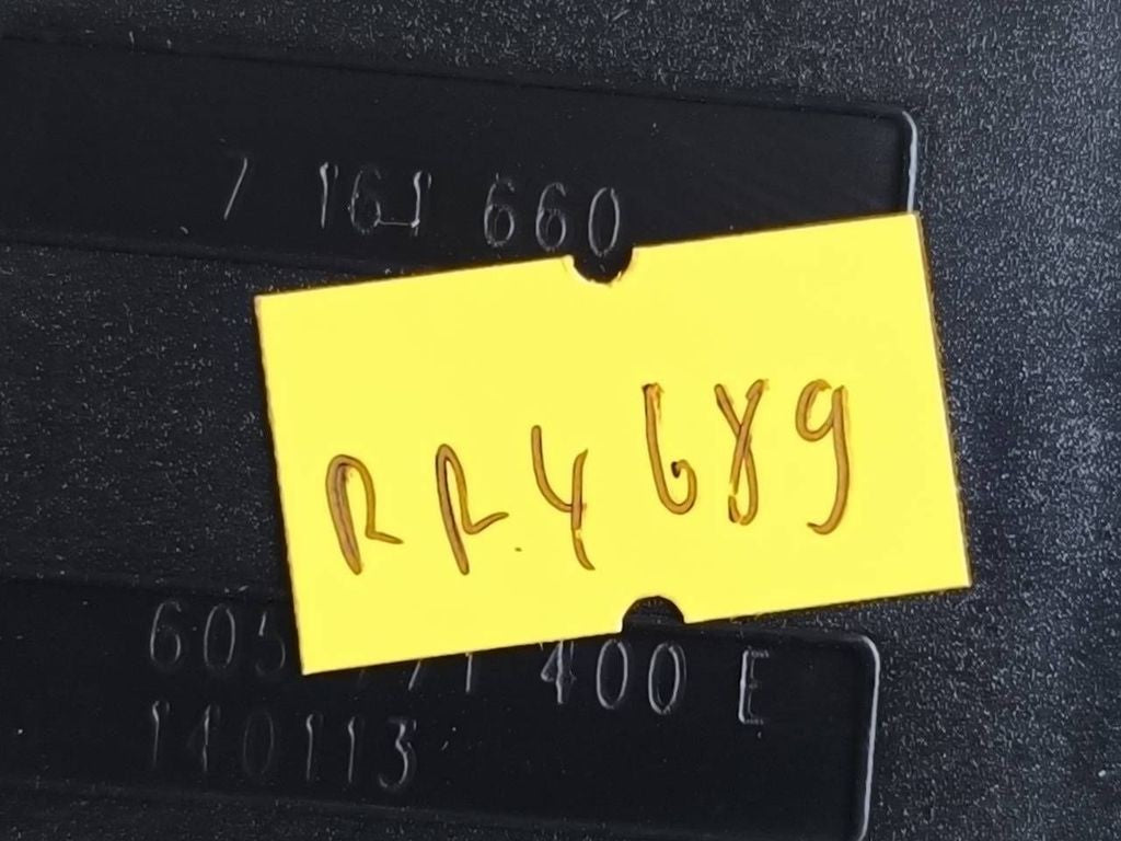 BMW X5 E70 2007 Rear seat belt buckle 7161660 