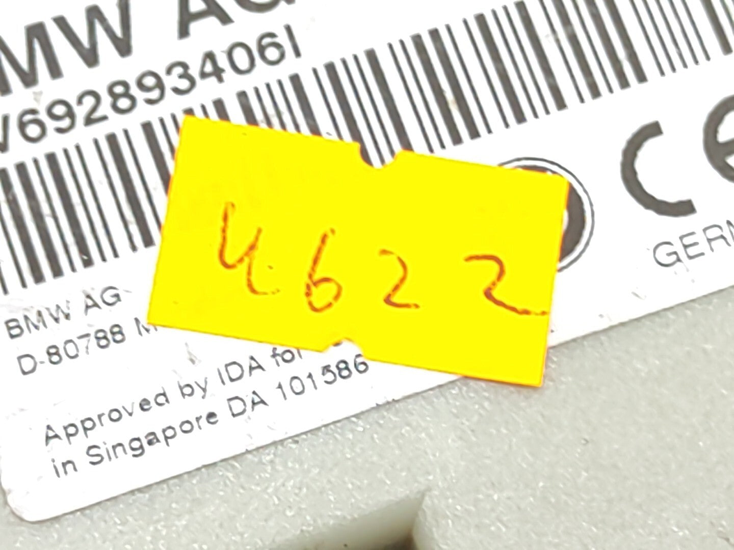 BMW 3 Series 330D 170kW E90 E91 Roof Antenna Amplifier AV692893406