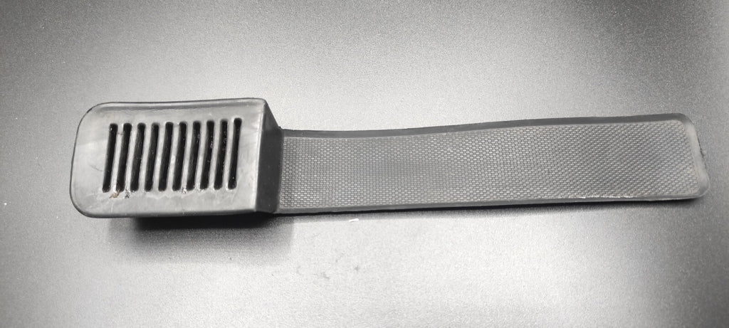 Alfa Romeo 156 2004 Center Console Middle Rubber Insert Mat 15602882904