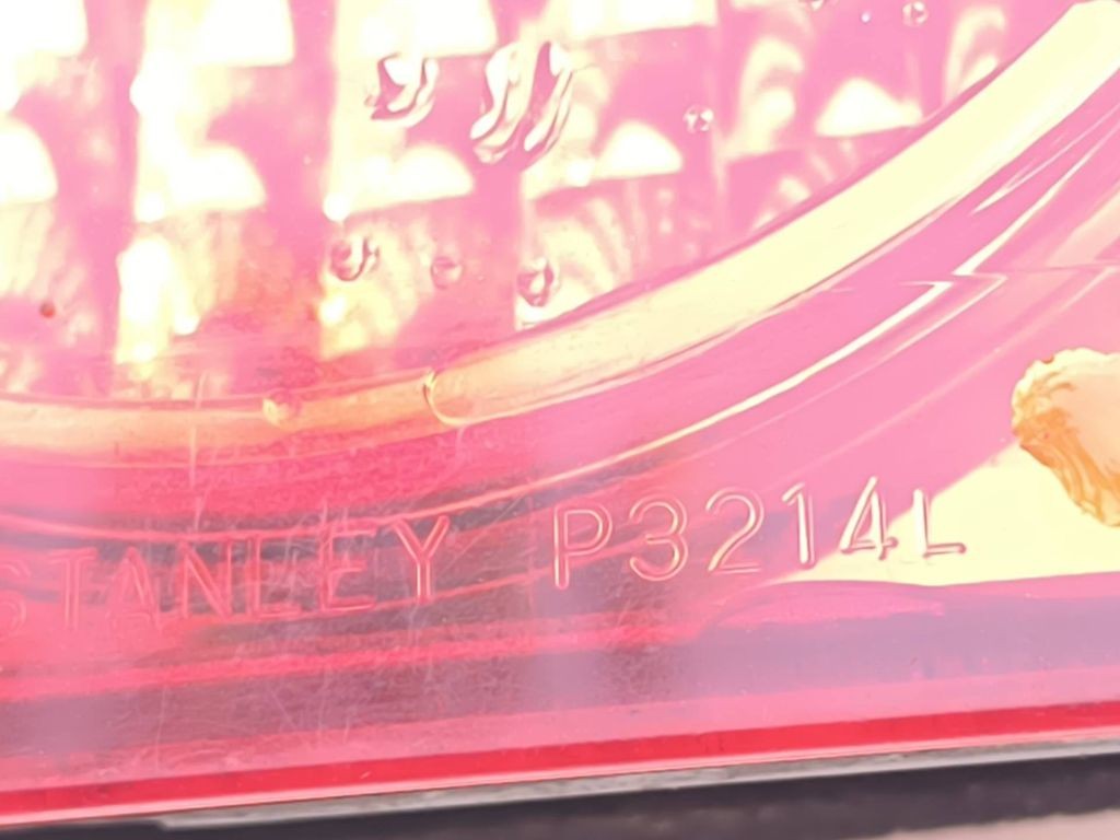 Honda Accord 7 Sedan 2005 rear left tail light lamp P3214L 