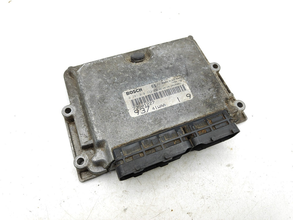 Alfa Romeo 147 1.9JTD 2002 Engine Control Module ECU 73501227 0281010332