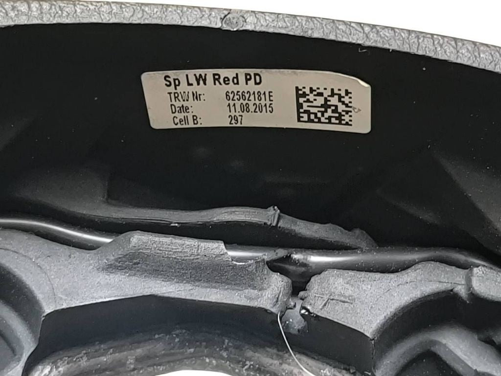 BMW 3 F30 F35 F31 2012 Steering wheel 62562181E / NEW COVER GOOD CONDITION