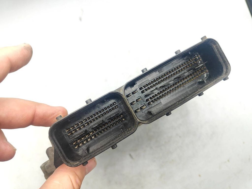 Alfa Romeo 147 1.9JTD 85kW 2007 Engine control unit module ECU 55204755 