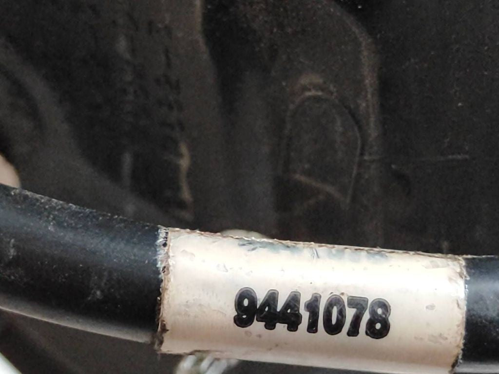 Ford Explorer 4.0 1998 Petrol LHD Right electric wing mirror E11011163 