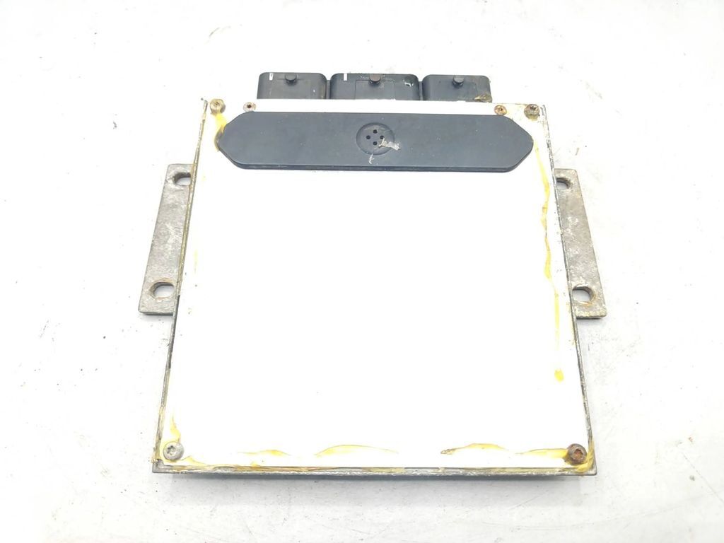 Peugeot 607 2.2 Petrol 2002 9647999180 Engine control unit module ECU 